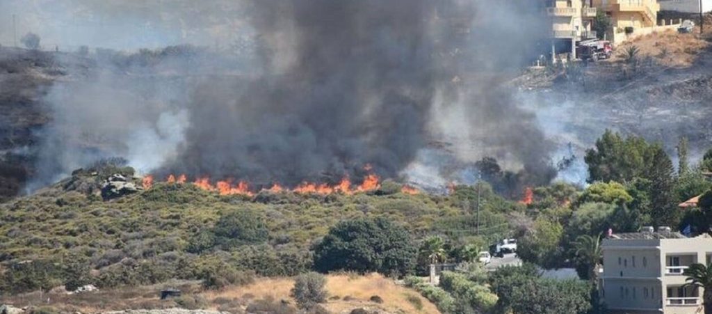 Φωτιά στην Αγία Πελαγία Ηρακλείου: Σύλληψη δύο ατόμων για εμπρησμό
