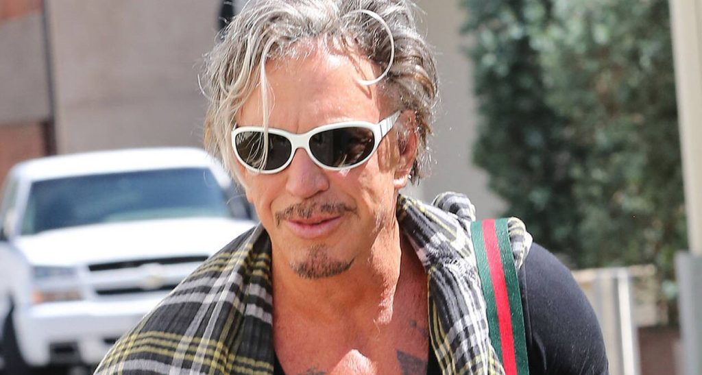 Γνωστός Έλληνας ηθοποιός θα βρεθεί πλάι στον Μίκι Ρουρκ στην νέα του ταινία (βίντεο)