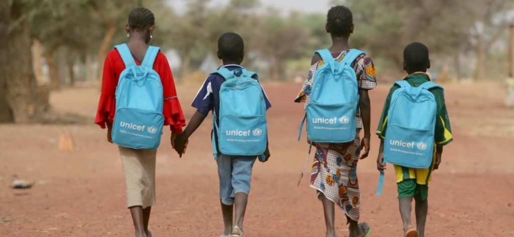 UNICEF: 463 εκατ. παιδιά δεν κατάφεραν να βρεθούν στο σχολείο λόγω κορωνοϊού
