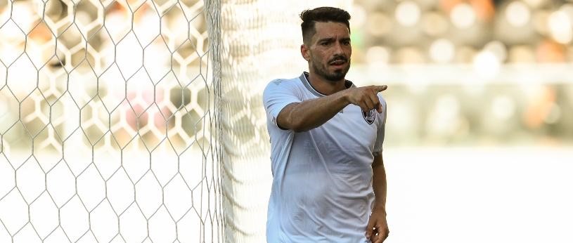 Ολυμπιακός: Κλείνει τον Πέπε από την Γκιμαράες