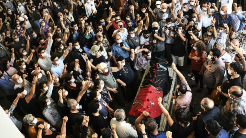 Το Παρίσι καλεί την Άγκυρα να σεβαστεί τα ανθρώπινα δικαιώματα μετά τον θάνατο της Εμπρού Τιμτίκ