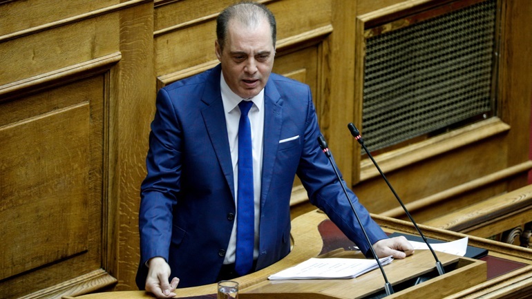 Ελληνική Λύση: «Το κόστος για το πλωτό φράγμα να επιβαρύνει τους εμπνευστές του»