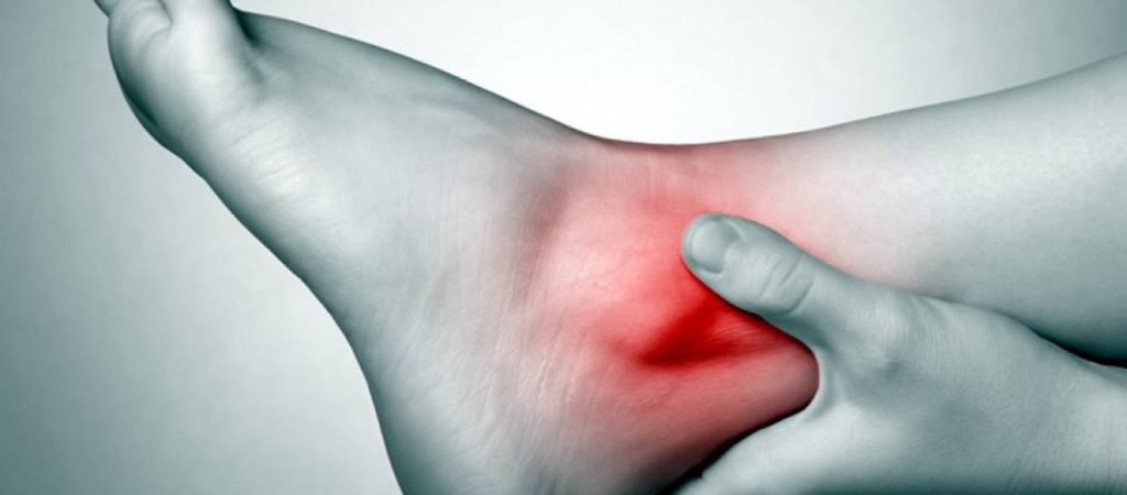 Διάστρεμμα αστραγάλου – Πρώτες βοήθειες: Τι πρέπει να γνωρίζετε για την σωστή αντιμετώπισή του