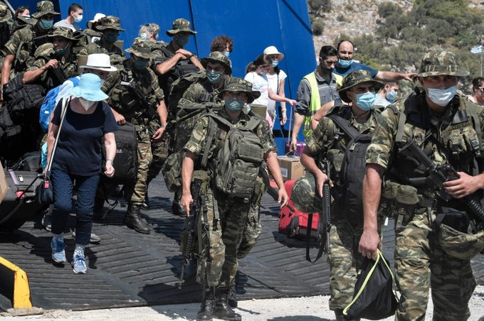 CNBC: «Έλληνες στρατιώτες αποβιβάζονται σε Καστελόριζο» – Τουρκικά ΜΜΕ: «Η Ελλάδα παραβιάζει σύμφωνο αποστρατικοποίησης»