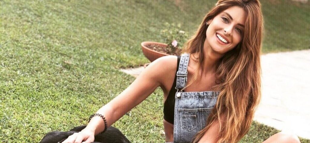 Η Α.Σαλαγκούδη έβαλε το μπικίνι της και είπε «αντίο» στο φετινό καλοκαίρι (φώτο)