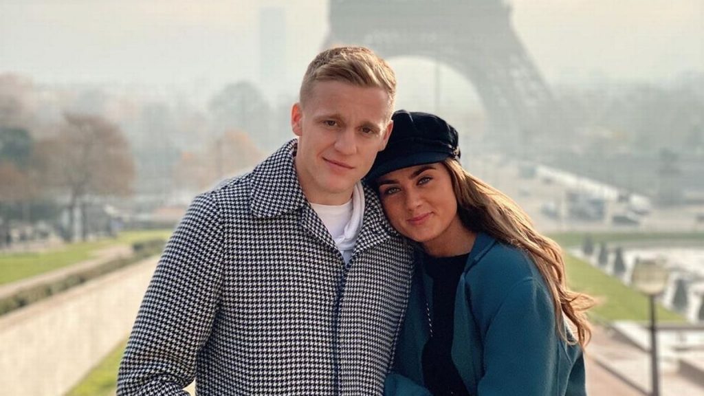 Ντε Μπέικ: Το «φλερτ» της Γιουνάιτεντ είναι ζευγάρι με την κόρη του θρύλου της Άρσεναλ Ν.Μπέργκαμπ (φώτο)