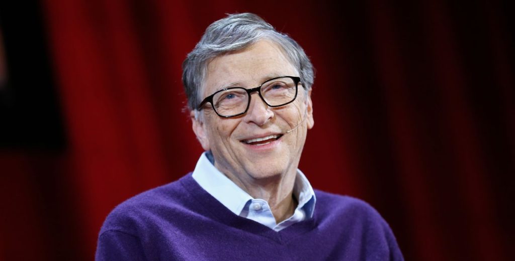 Όταν οι δισεκατομμυριούχοι ανταλλάζουν δώρα: Τι πήρε ο Μπιλ Γκέιτς στον Γούορεν Μπάφετ; (βίντεο)