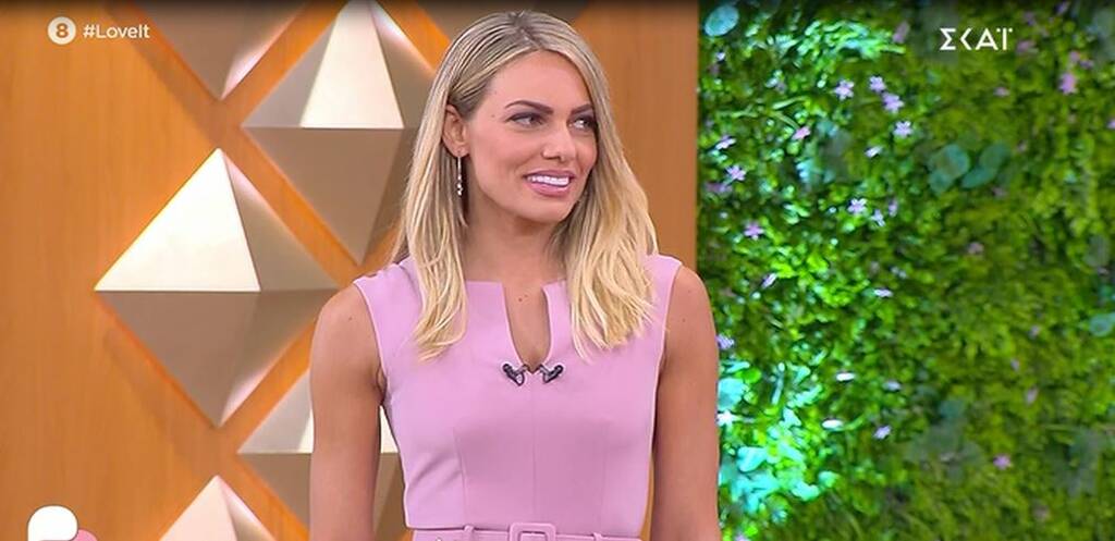 «Love it»: Το… «κούνησε» η Ιωάννα Μαλέσκου στην έναρξη της εκπομπής της (βίντεο)