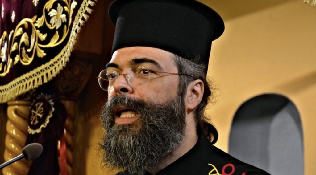 Α.Κονάνος: Ο πρώην ιερέας με τους 300.000 ακολούθους στα κοινωνικά δίκτυα (φώτο)