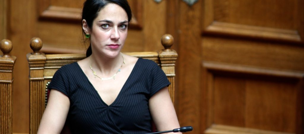 Δ.Μιχαηλίδου: «Οι εργαζόμενοι σε μονάδες φροντίδας ηλικιωμένων τηρούν τα μέτρα ακόμα και στην δημόσια ζωή τους»