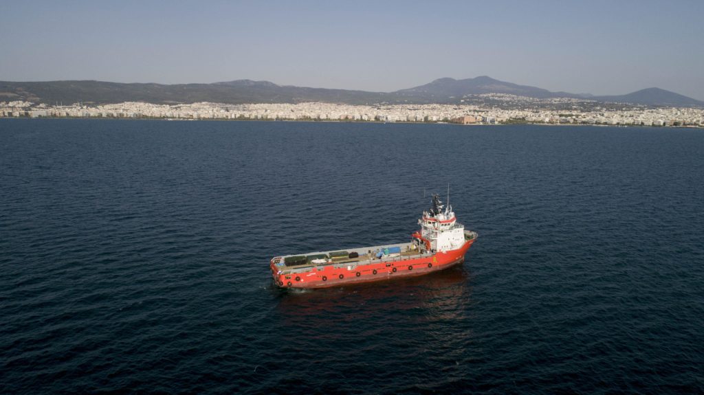 Στη Θεσσαλονίκη το υπερσύγχρονο πλοίο 72 μέτρων «Typhoon» – Θα καθαρίσει τον Θερμαϊκό