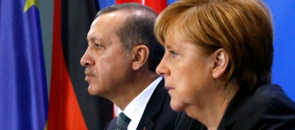 DW: «Η Α.Μέρκελ υπογράμμισε στον Ρ.Τ.Ερντογάν την αναγκαιότητα αποκλιμάκωσης των περιφερειακών εντάσεων»