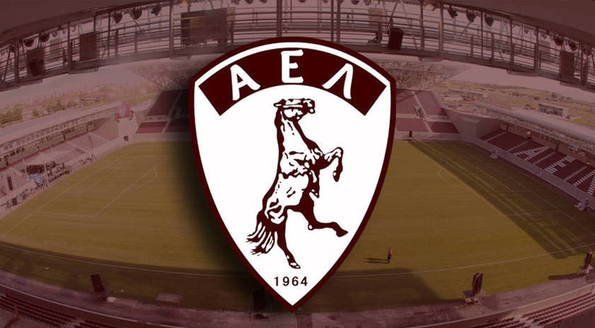 Λάρισα: Άνδρας παρίστανε τον μάνατζερ της ΑΕΛ και έταζε μισθούς 1.500 ευρώ σε κοπέλες