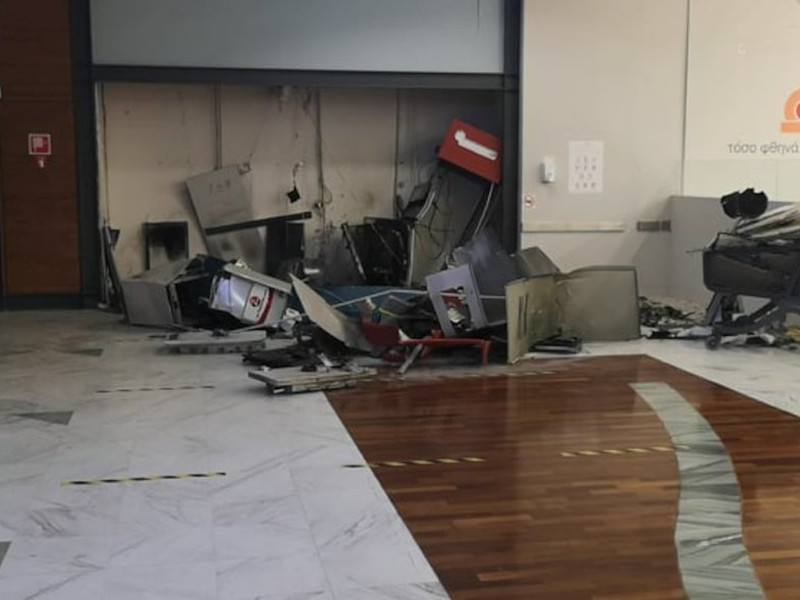 Ποσό «μαμούθ» άρπαξαν οι ληστές που ανατίναξαν 3 ΑΤΜ σε εμπορικό στην Πάτρα (βίντεο)