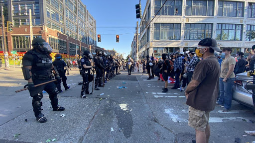 Πόρτλαντ: 100 μέρες διαδηλώσεων κατά του ρατσισμού – Επεισόδια και συλλήψεις