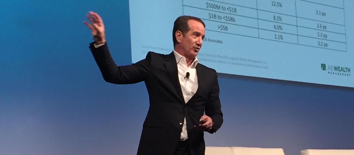 Δείτε τη συμβουλή ενός εκατομμυριούχου στους νέους επιχειρηματίες