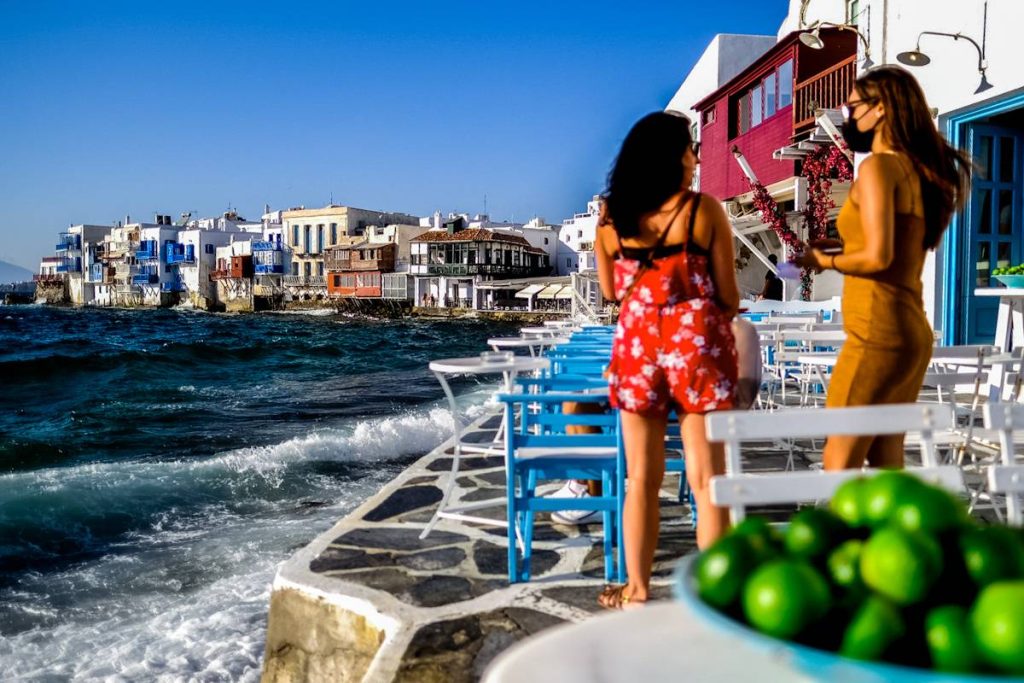 Η Βρετανία ανταποδίδει «τα ίσα» στην κυβέρνηση που είχε βάλει την Γηραιά Αλβιώνα στην κόκκινη λίστα