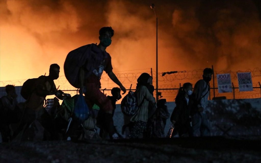 Ενεργοποιείται η ΕΥΠ για τη φωτιά στη Μόρια – Ερευνά το ενδεχόμενο προβοκάτσιας