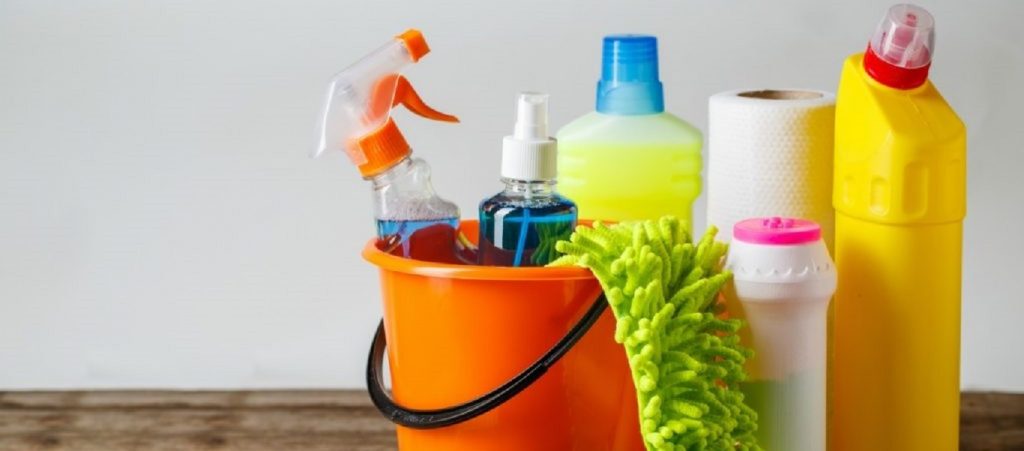 Αυτές είναι οι ουσίες που υπάρχουν σε κάθε σπίτι και δεν πρέπει να αναμιγνύετε