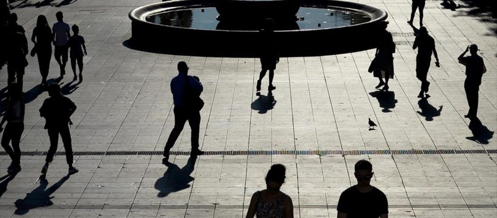 ΓΣΕΕ: Χάθηκαν 195.800 θέσεις εργασίας στην Ελλάδα έως τον Μάιο εξαιτίας του κορωνοϊού