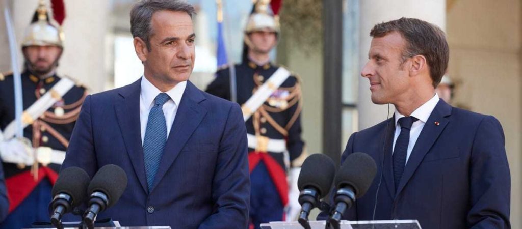 Συναντήθηκε με Έλληνες στην Κορσική ο Κ.Μητσοτάκης – Συνομίλησε με τον δήμαρχο της κοινότητας Cargèse