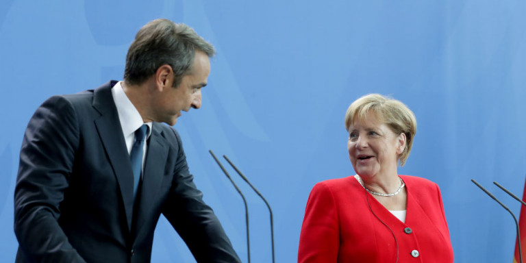 Επικοινωνία Μέρκελ – Μητσοτάκη για την Μόρια: Ο πρωθυπουργός ζήτησε να πάρει η Γερμανία τα ανήλικα μόνο