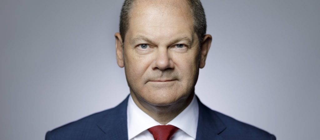 Ο.Σολτς: «Η τήρηση του ισοσκελισμένου προϋπολογισμού θα είναι δύσκολη για χρόνια»