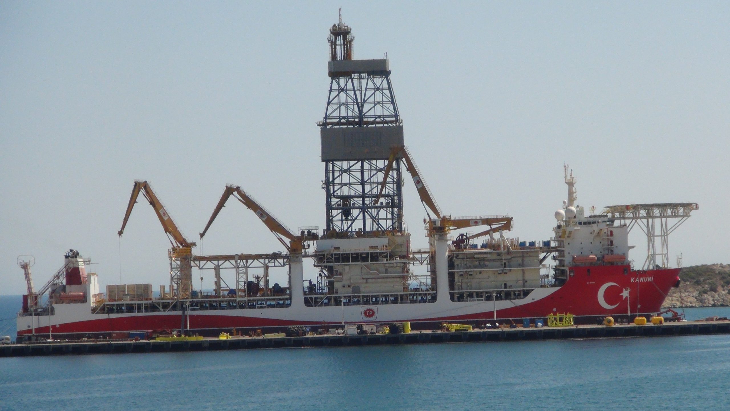 Τρίτο πλωτό γεωτρύπανο στέλνουν οι Τούρκοι στην ανατολική Μεσόγειο για γεωτρήσεις