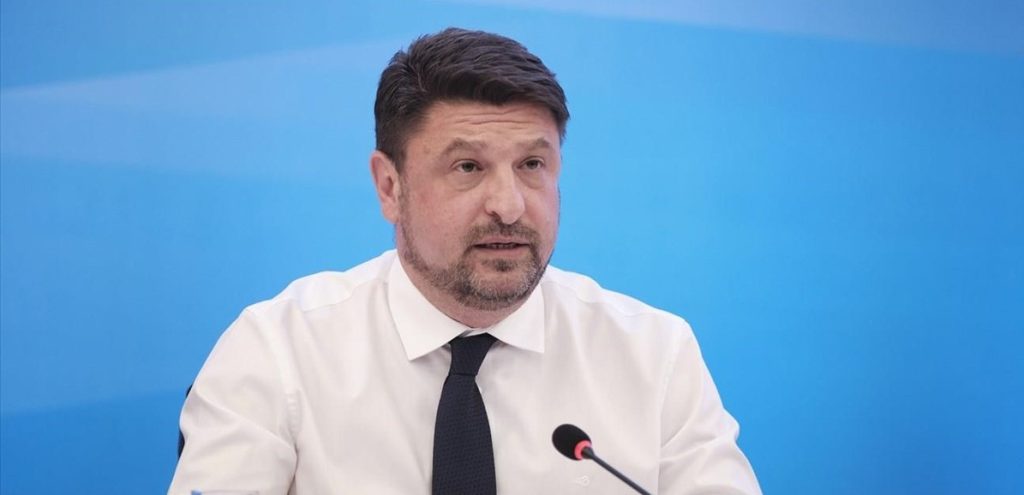 Ν.Χαρδαλιάς: «Αίρονται τα περιοριστικά μέτρα σε Πάρο και Αντίπαρο – Παραμένουν σε ισχύ στην Αττική»