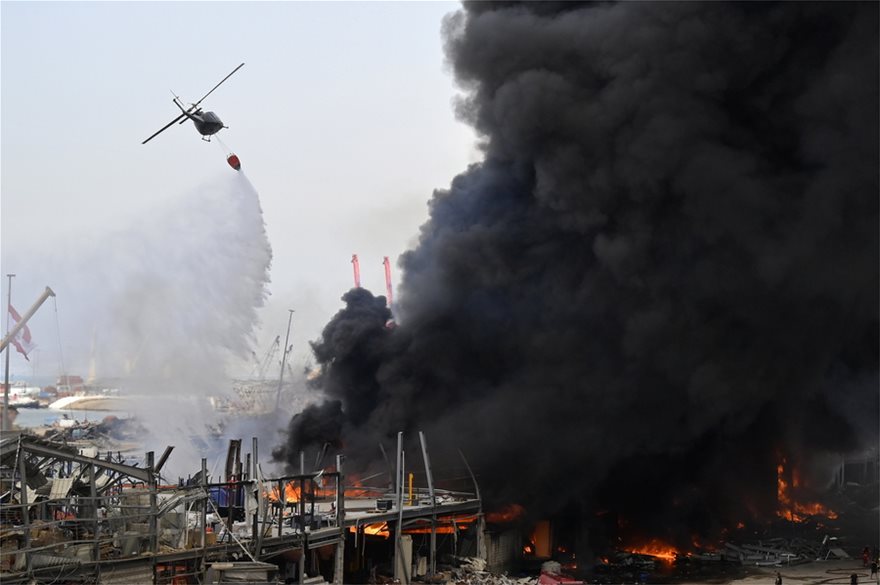 Βηρυτός: «Η πυρκαγιά που ξέσπασε στο λιμάνι μπορεί να οφείλεται σε δολιοφθορά» λέει ο πρόεδρος του Λιβάνου (βίντεο)