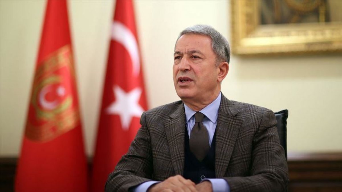 Επρηστικές δηλώσεις Χ.Ακάρ μπροστά στους Τούρκους βατραχανθρώπους: «Να μην κάνουν κινήσεις που ξεπερνούν το μπόι τους»