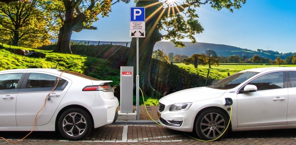 «Κινούμαι Ηλεκτρικά»: Αντίστροφη μέτρηση για τις καταβολές των επιδοτήσεων