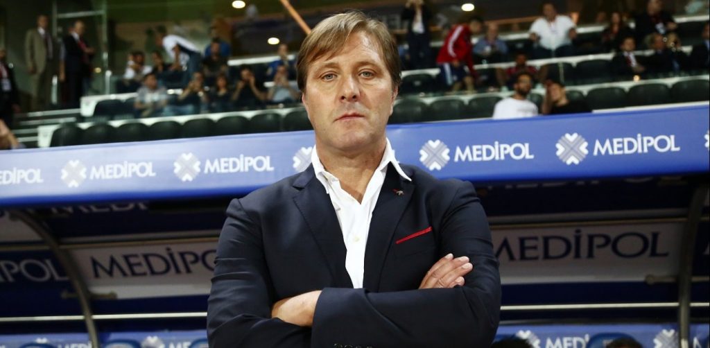 Π.Μαρτίνς: «Τελείωσε μια παράξενη και δύσκολη σεζόν – Πάντα δίναμε την ψυχή μας και το αξίζουμε»