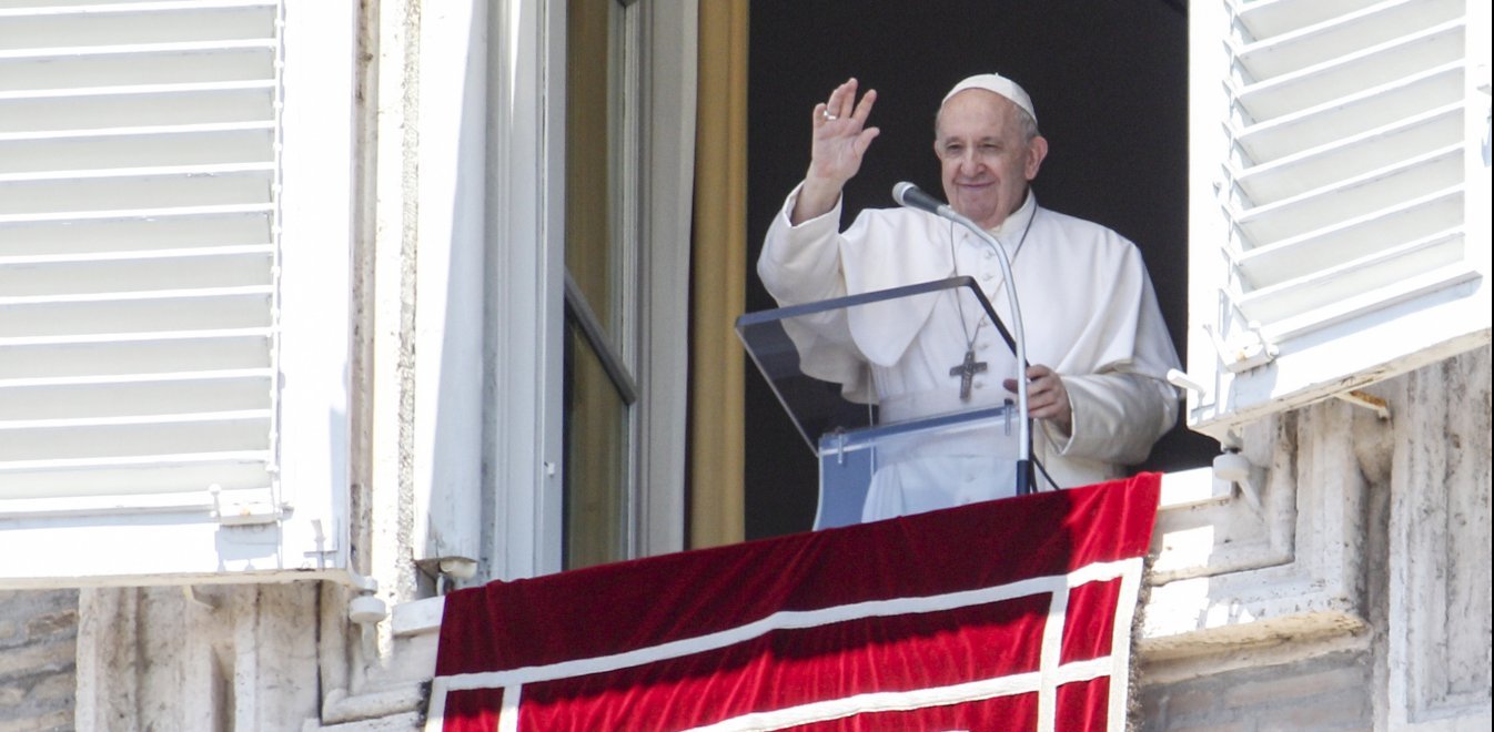 Πάπας Φραγκίσκος: «Θεϊκές απολαύσεις το φαγητό και το σεξ» (φώτο)