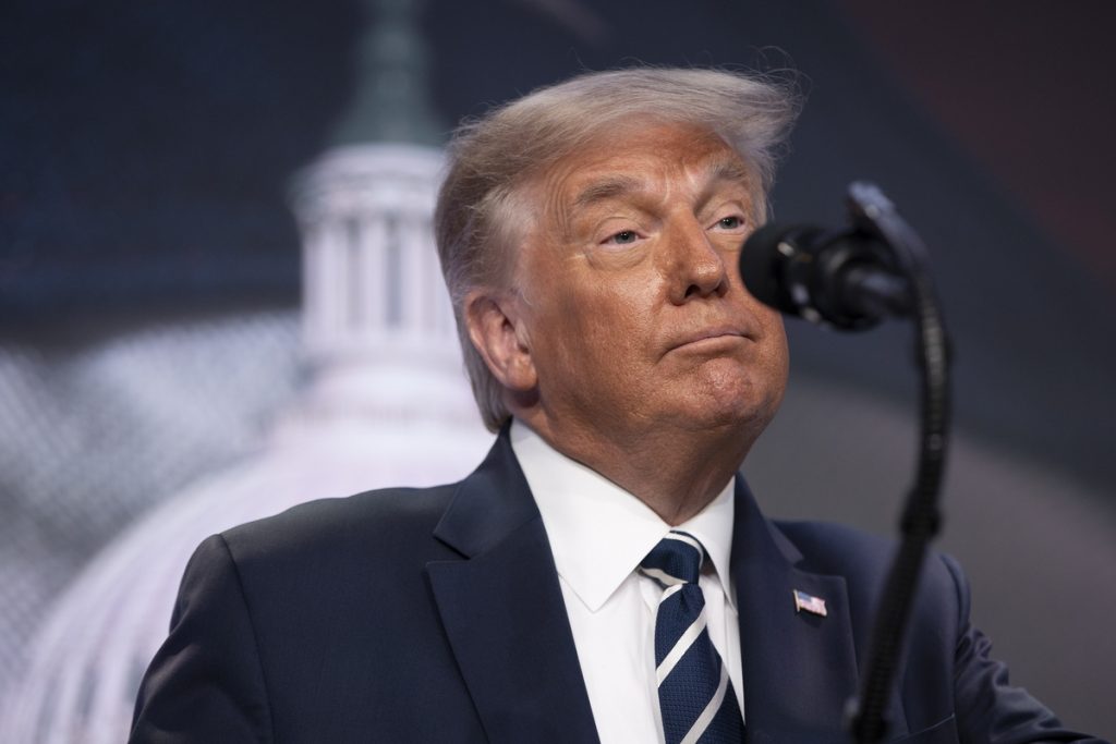 Ν.Τραμπ: «Ο Τ.Μπάιντεν μαθαίνω ντοπάρεται με ουσίες για να μιλάει» – Προειδοποίηση για ταραχές την ημέρα των εκλογών