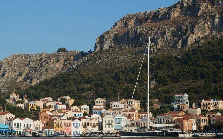 Στο Καστελόριζο η ΠτΔ – Σε ετοιμότητα οι ένοπλες δυνάμεις – Παραλήρημα Ερντογάν