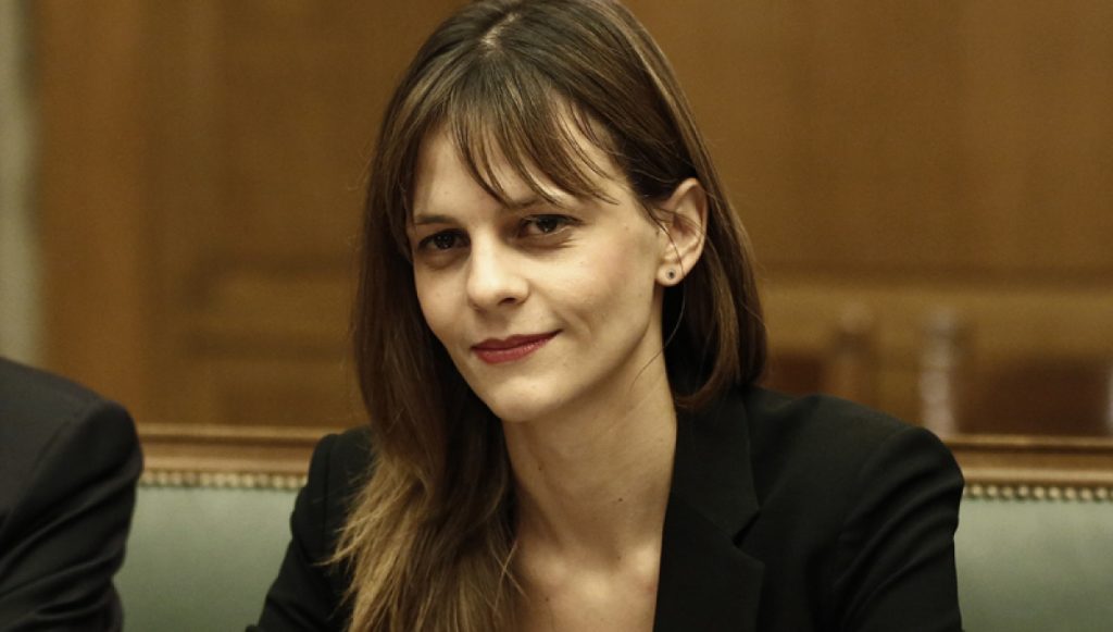 Ε.Αχτσιόγλου: «Ο Κ.Μητσοτάκης δεν έχει κατανοήσει τα προβλήματα της ελληνικής οικονομίας»