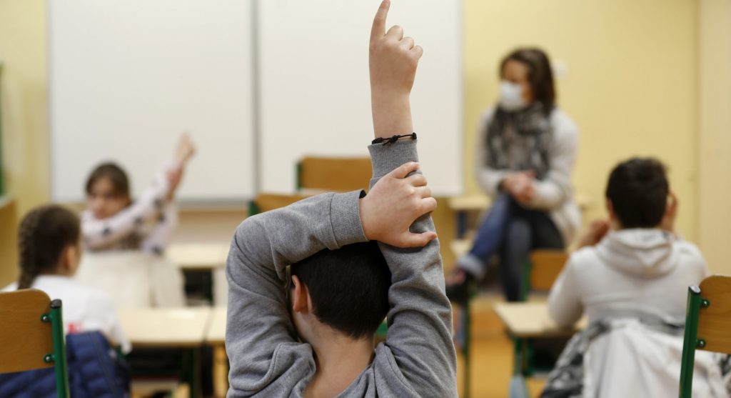 Σχολεία: Σε ποιες περιοχές δεν θα χτυπήσει τη Δευτέρα το πρώτο κουδούνι