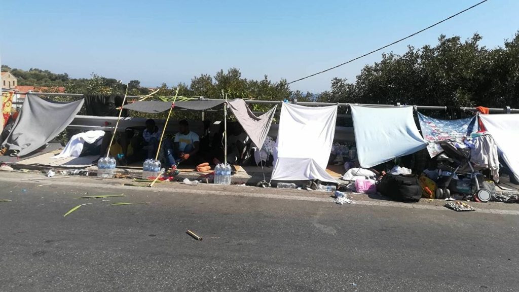 Η αυστριακή κυβέρνηση στέλνει στη Λέσβο 400 πλήρως εξοπλισμένα καταλύματα για 2.000 άτομα
