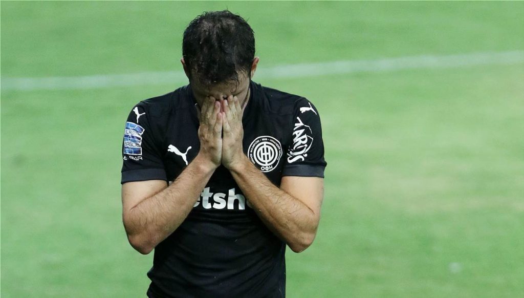 ΟΦΗ: Ρήξη πρόσθιου χιαστού στο δεξί γόνατο ο Ρικάρντο Βαζ – Μπαίνει άμεσα στο χειρουργείο