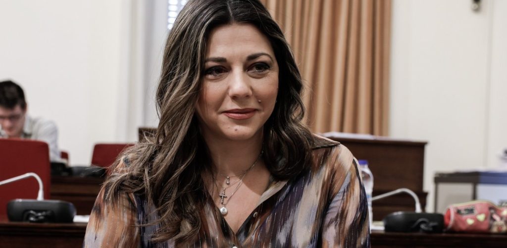 Σ.Ζαχαράκη: «Τα σχολεία θα κλείσουν μόνο στην περίπτωση σωρείας κρουσμάτων και μόνο αν το συστήσει ο ΕΟΔΥ» (βίντεο)