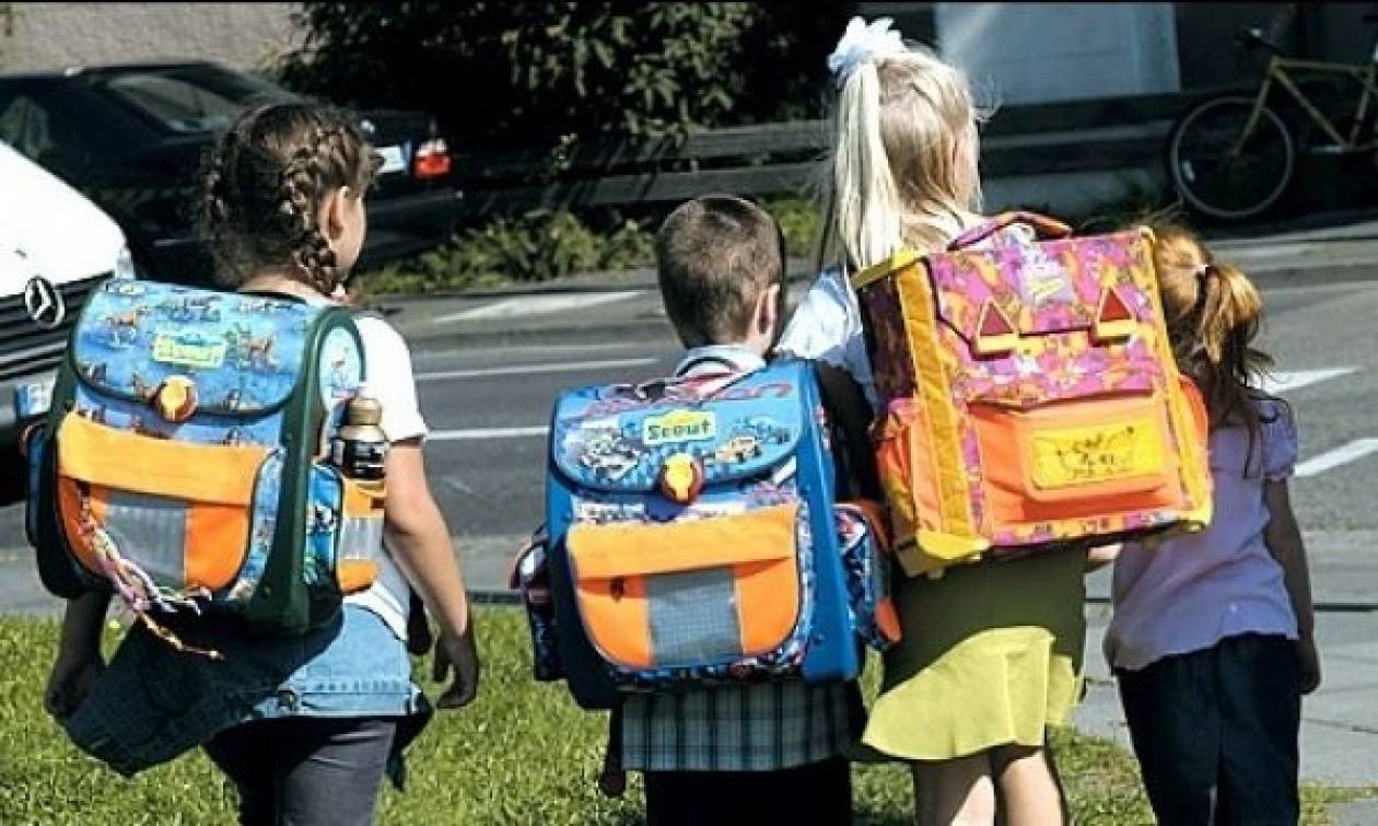 Μέχρι πόσα κιλά πρέπει να είναι η σχολική τσάντα για την σπονδυλική του στήλη του παιδιού