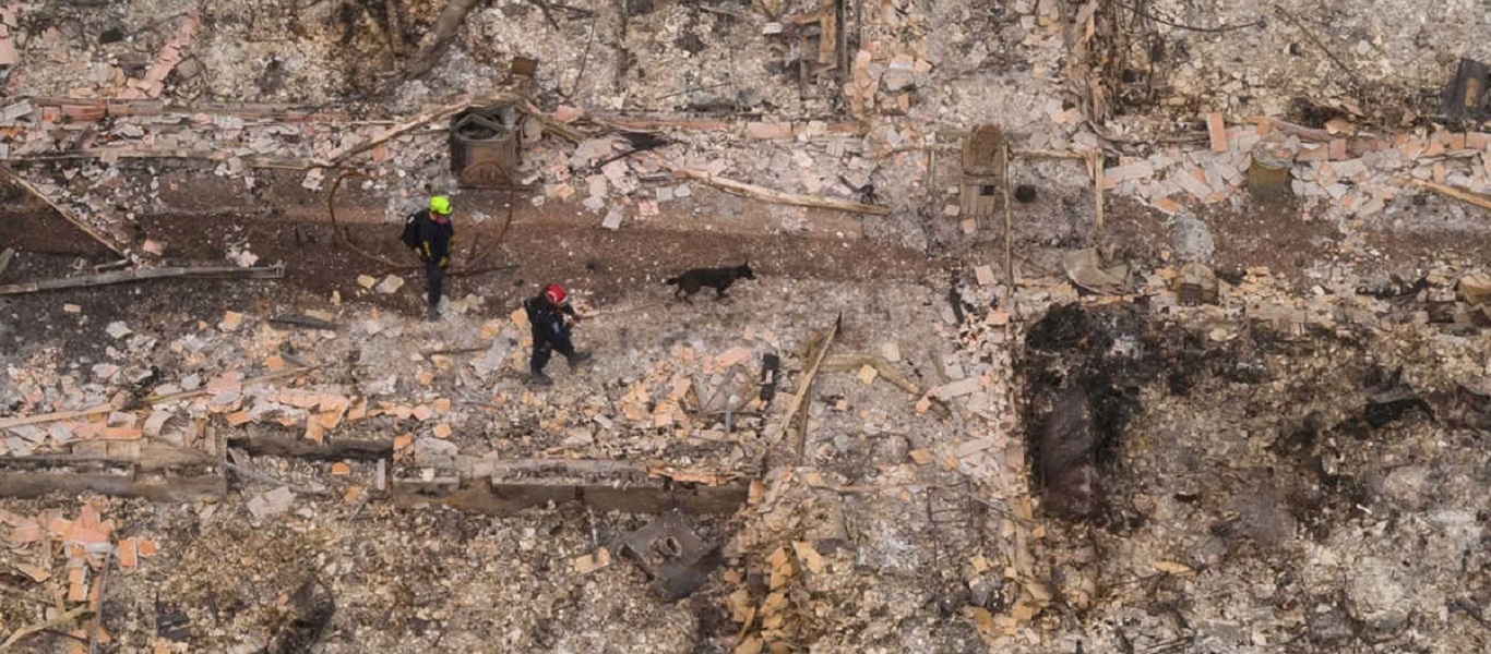 Εικόνες απόλυτης καταστροφής από τις πυρκαγιές στις ΗΠΑ – Μόνο 25 κτίρια σώθηκαν από μια μικρή πόλη στο Όρεγκον (φώτο)