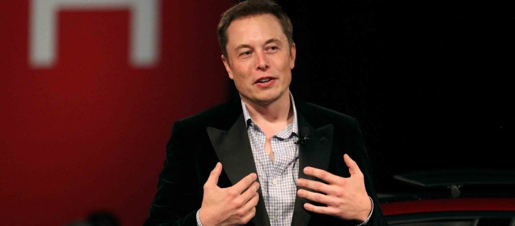 Κόντρα Έλον Μασκ με Μπιλ Γκέιτς για την βιωσιμότητα των ηλεκτρικών φορτηγών της Tesla (φωτό)