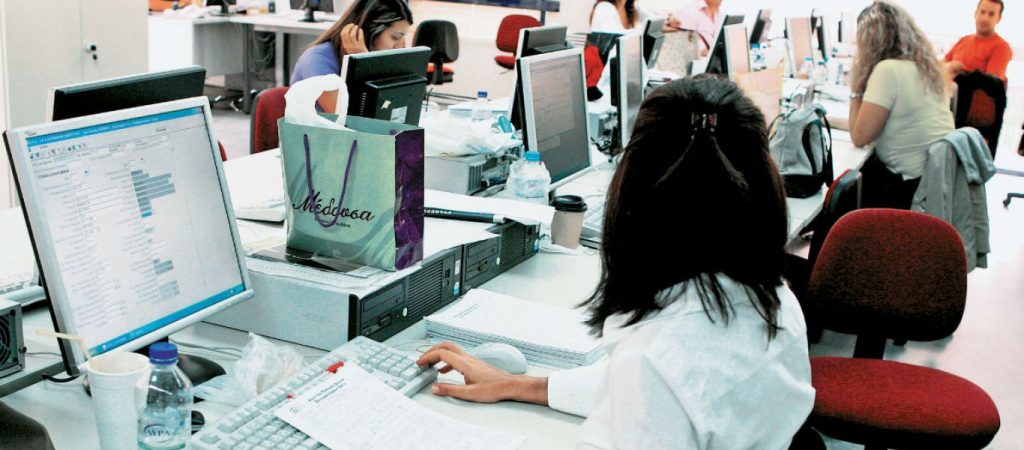 Νέο ελαστικό ωράριο έως 45 ώρες την εβδομάδα – Τι αλλάζει σε εργασιακό και ασφαλιστικό