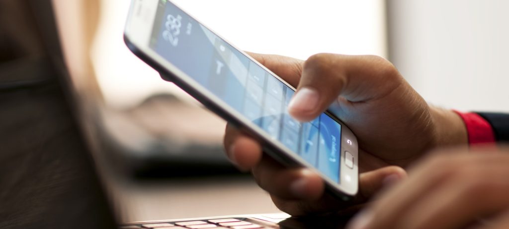 Δείτε τι θα γίνει αν πατήσετε τον συνδυασμό *#*#4636#*#* στο κινητό σας –  Η λειτουργία που ελάχιστοι γνωρίζουν (βίντεο)