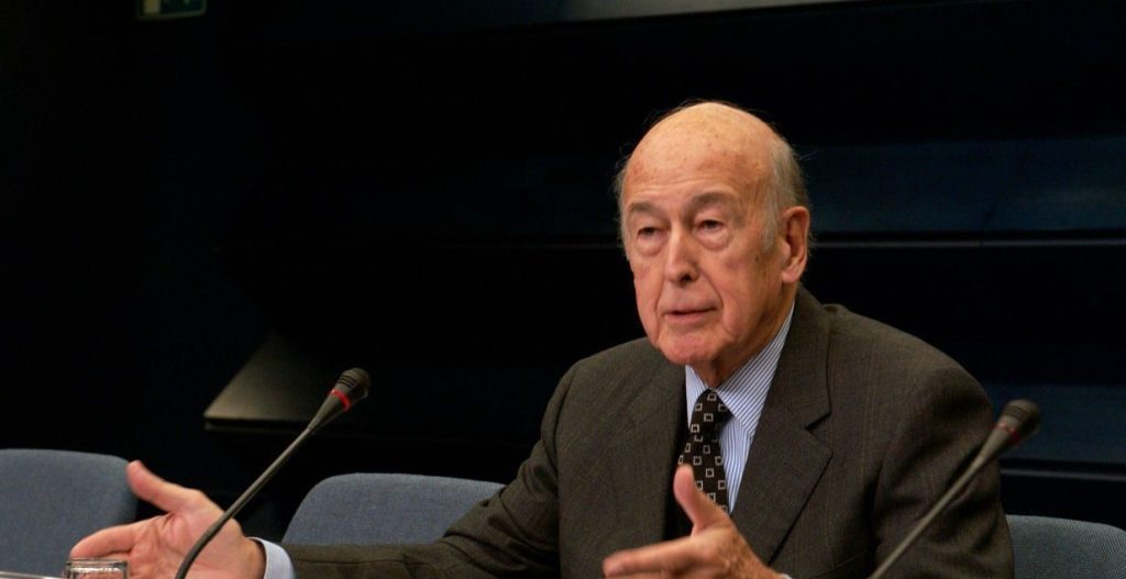 Γαλλία: Στο νοσοκομείο ο Ζισκάρ ντ’Εσταίν με λοίμωξη του αναπνευστικού