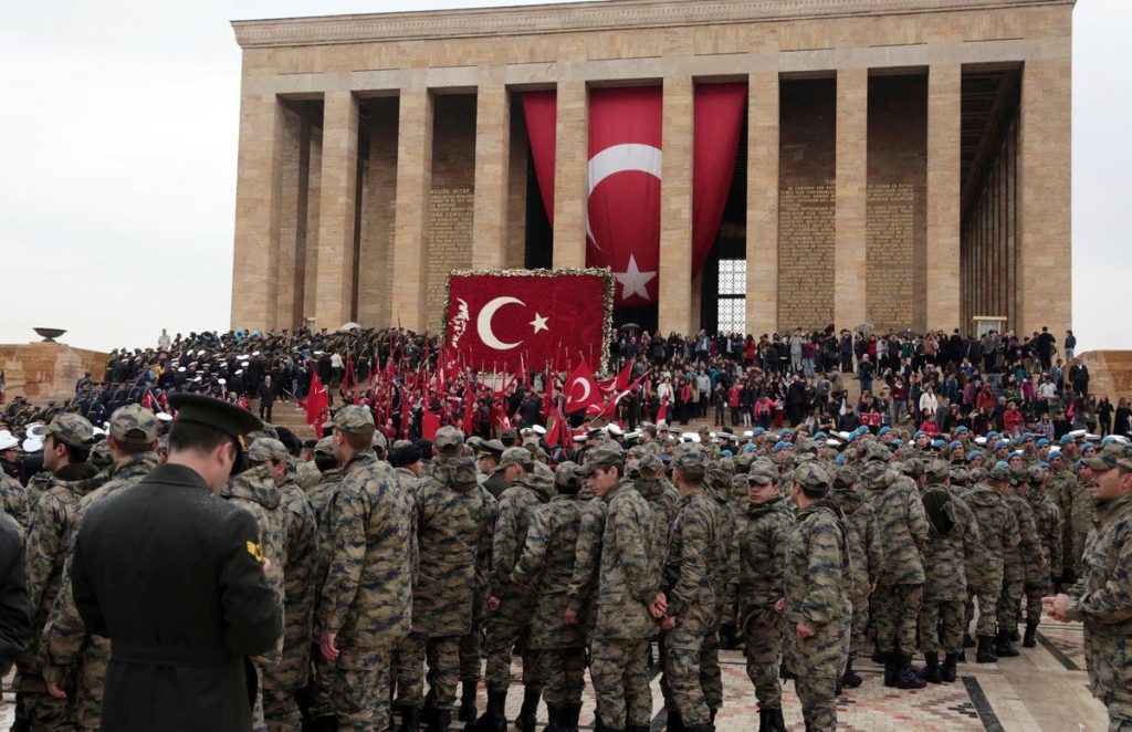 Τούρκος αναλυτής: Η Ευρώπη δεν μπορεί να συμβιβαστεί με την ιδέα της ανερχόμενης δύναμης της Τουρκίας