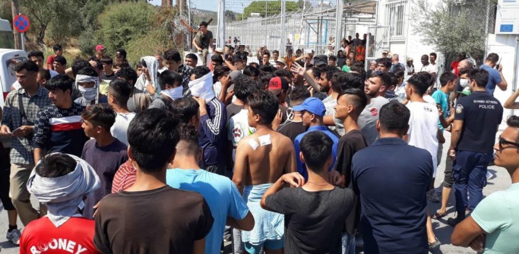 Βέλγιο: Παίρνει δώδεκα ασυνόδευτους αλλοδαπούς από το ΚΥΤ Μόριας