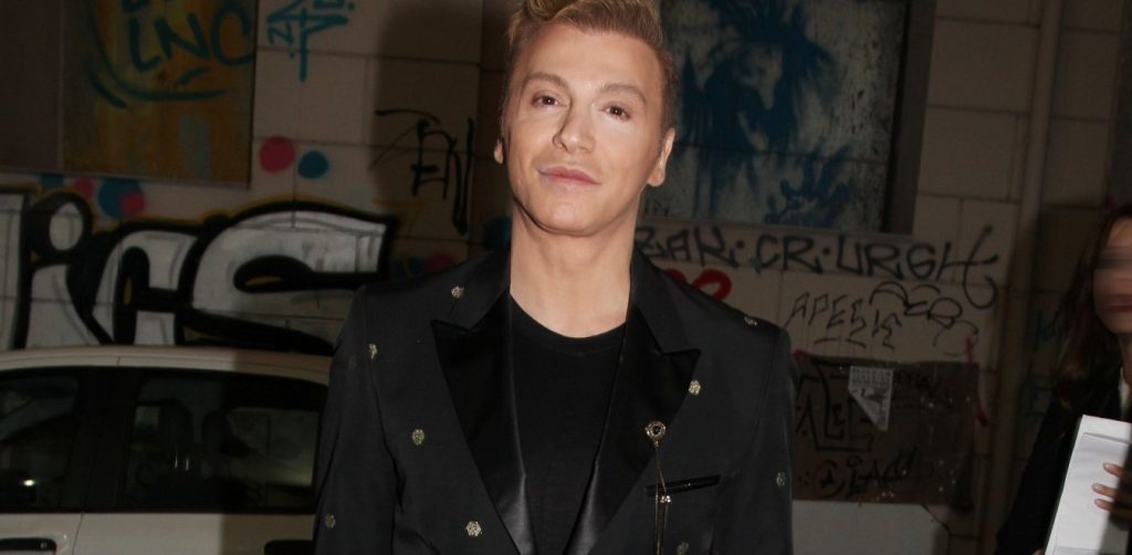 Τ.Ζαχαράτος: «Ο Σάκης Ρουβάς δεν νομίζω ότι κάνει για όλα» (βίντεο)